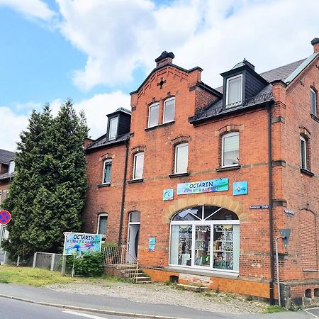 Apartment Bayreuth, Grosse Ferienwohnung Im Haus Mit Kunst, 3 Schlafzimmer, Kueche, Parkplatz מראה חיצוני תמונה