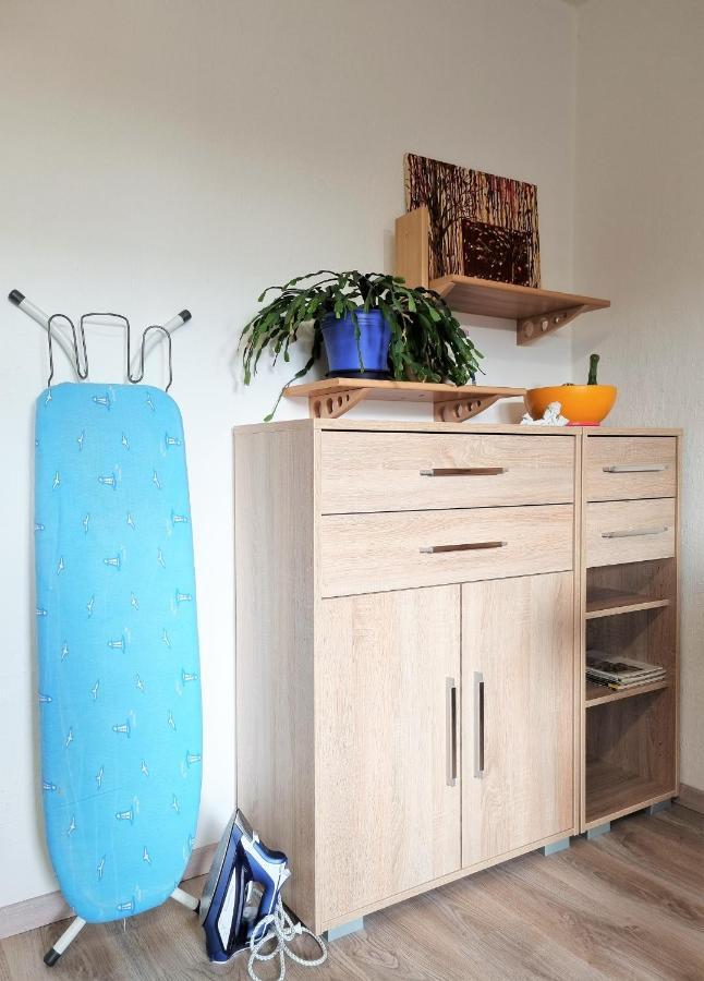 Apartment Bayreuth, Grosse Ferienwohnung Im Haus Mit Kunst, 3 Schlafzimmer, Kueche, Parkplatz מראה חיצוני תמונה